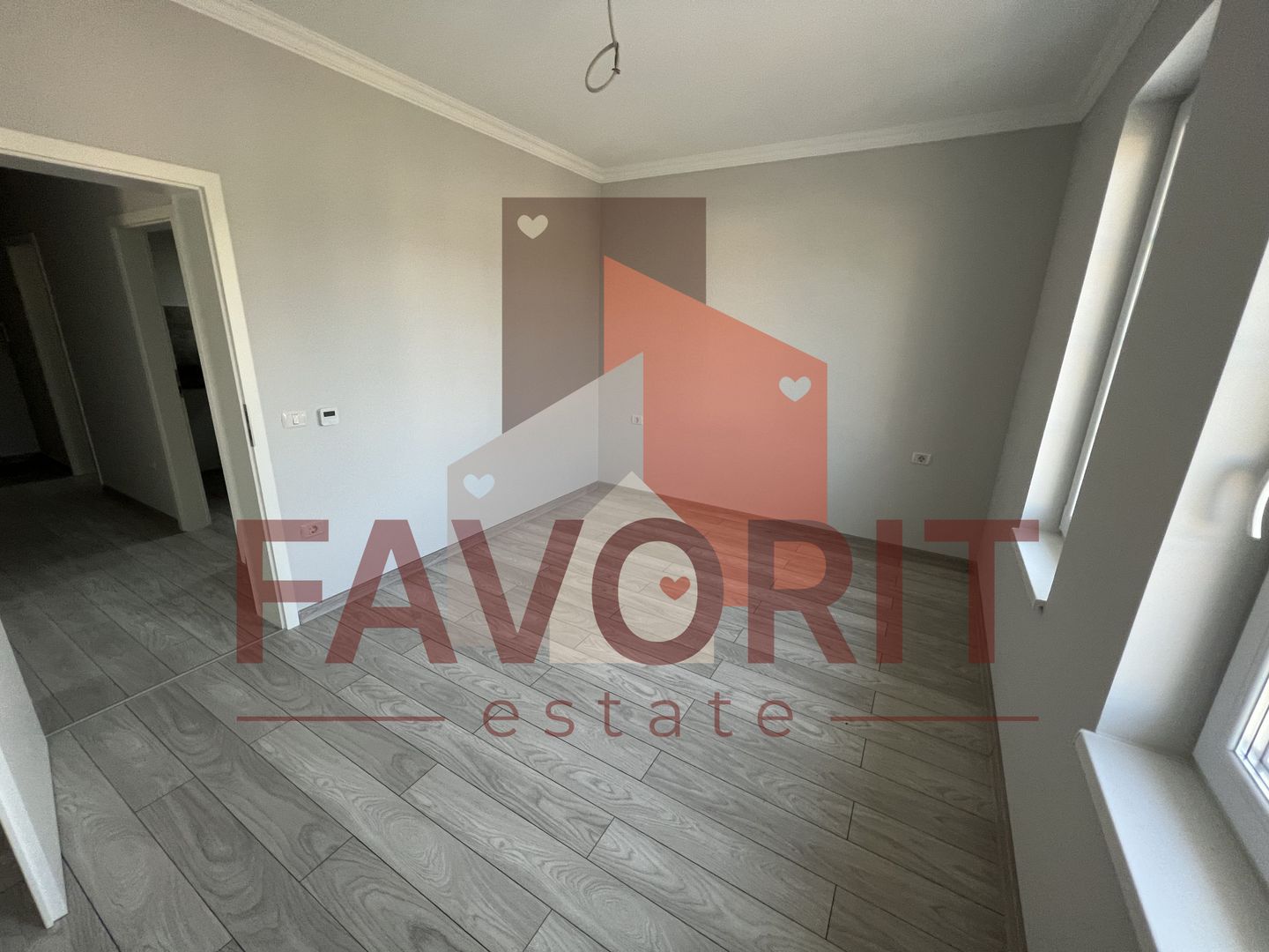 Etaj 2. Decomandat. Finisaje superioare - Poză 8