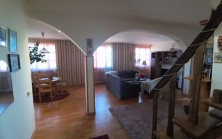 Apartament 3 camere | 120 MP | Ultracentral | Terasă + Pod | 93.800 € - Poză 4