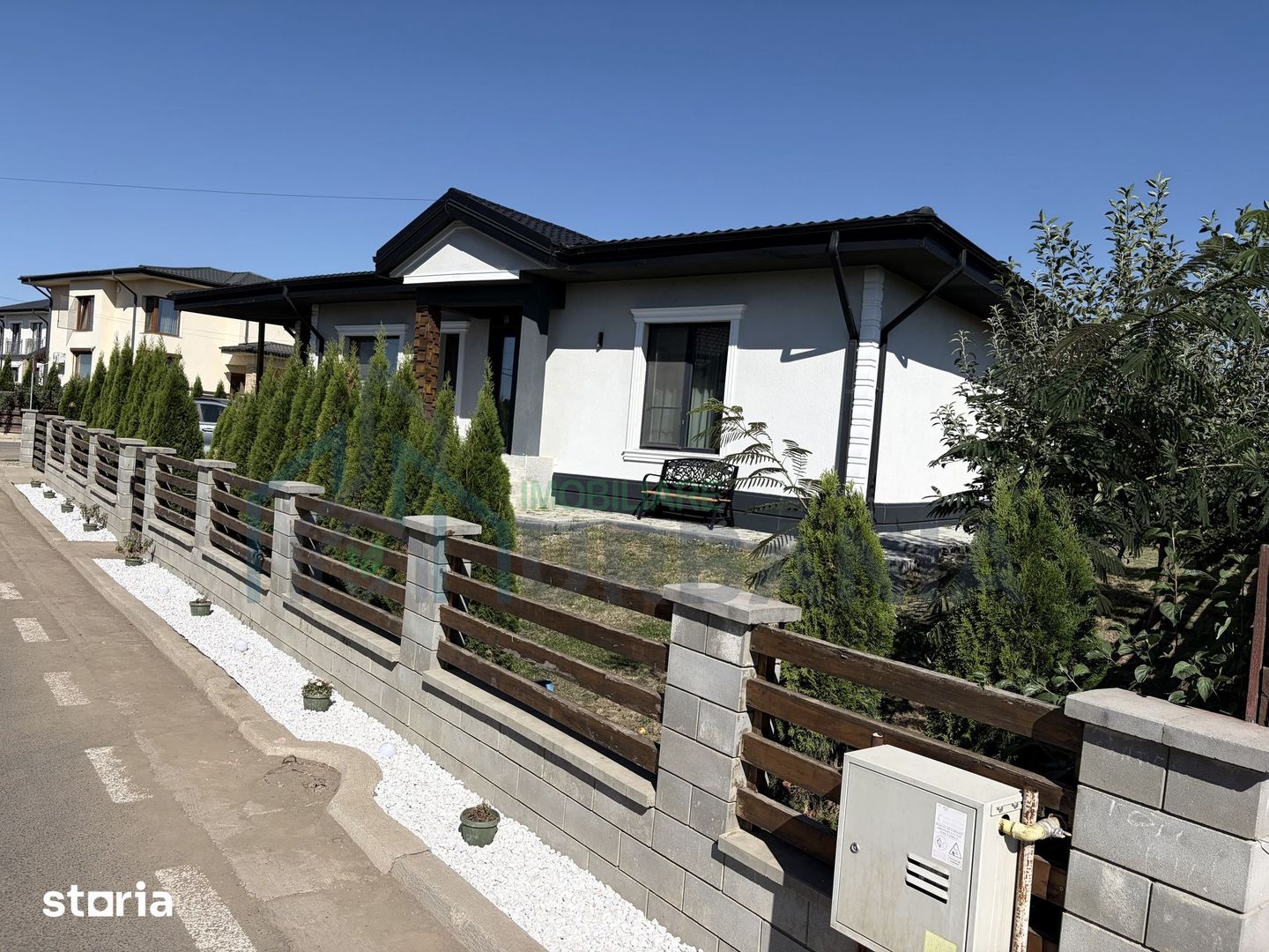 Casă de vânzare, 5 camere, mansardă, mobilată și utilată, Miroslava - Poză 17