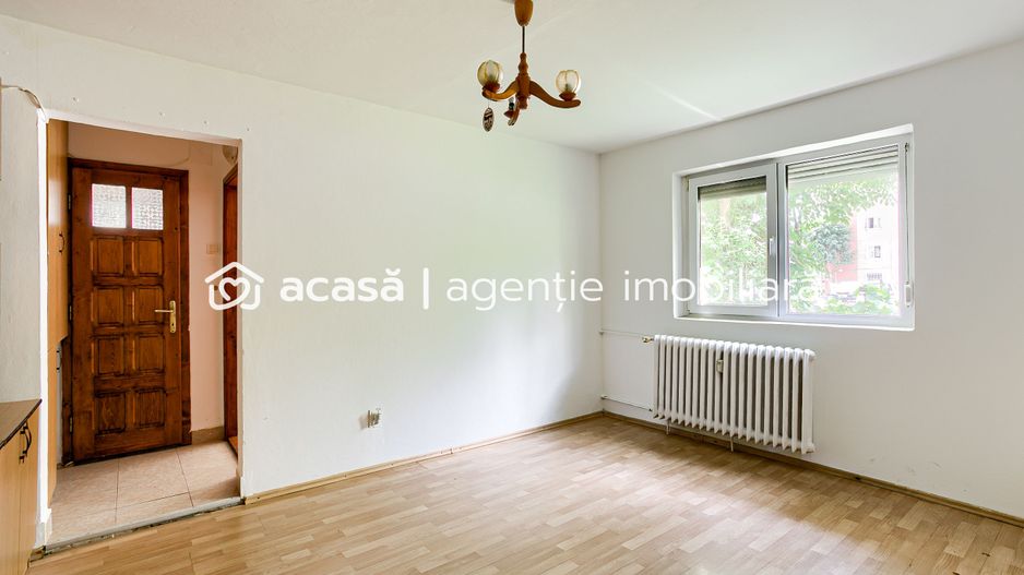 Rezervat Apartament cu 2 camere la parter in Vlaicu - Poză 1