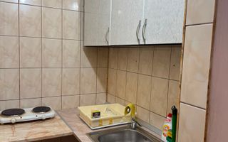 GARSONIERĂ DE ÎNCHIRIAT – ETAJ 2 | 250 €/LUNĂ - Poză 5