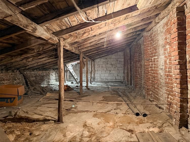 Rare Find | Apartament de Design în casă - Poză 15