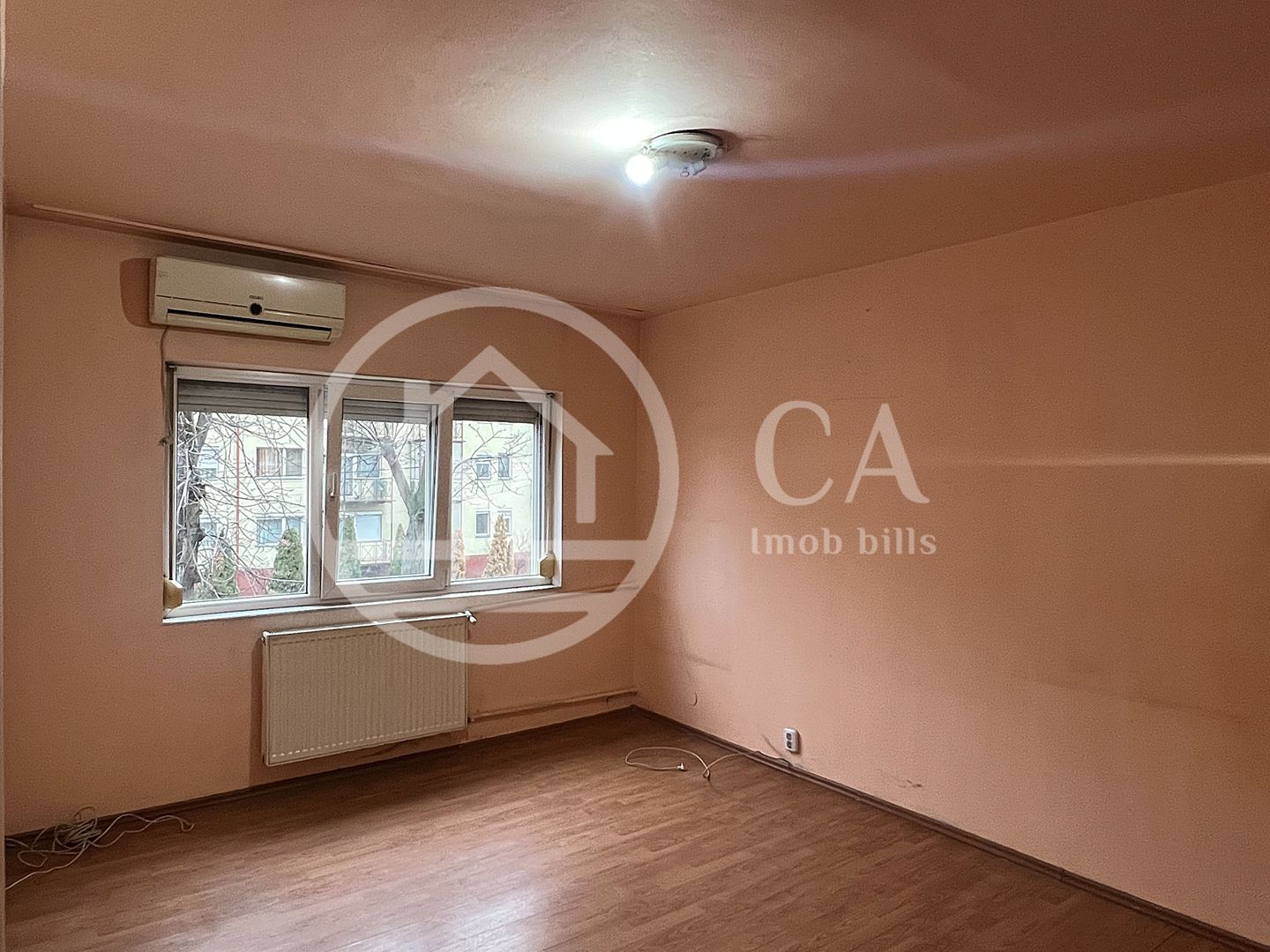 Apartament cu 3 camere de vanzare in zona Velenta, Oradea - Poză 3