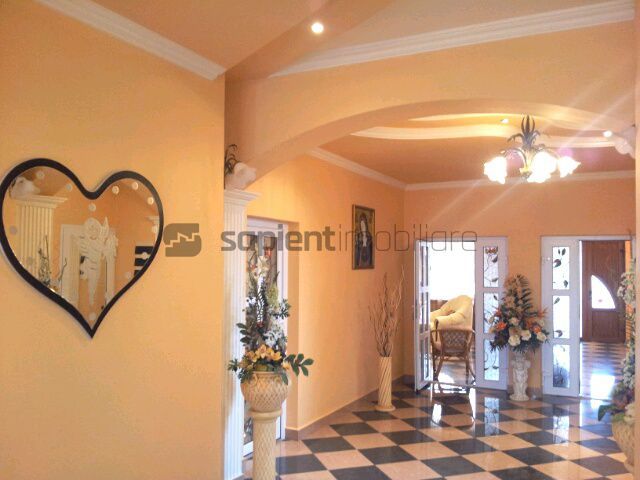 Sapient | Vilă în stil italian situată în loc. Sânmartin - Poză 8