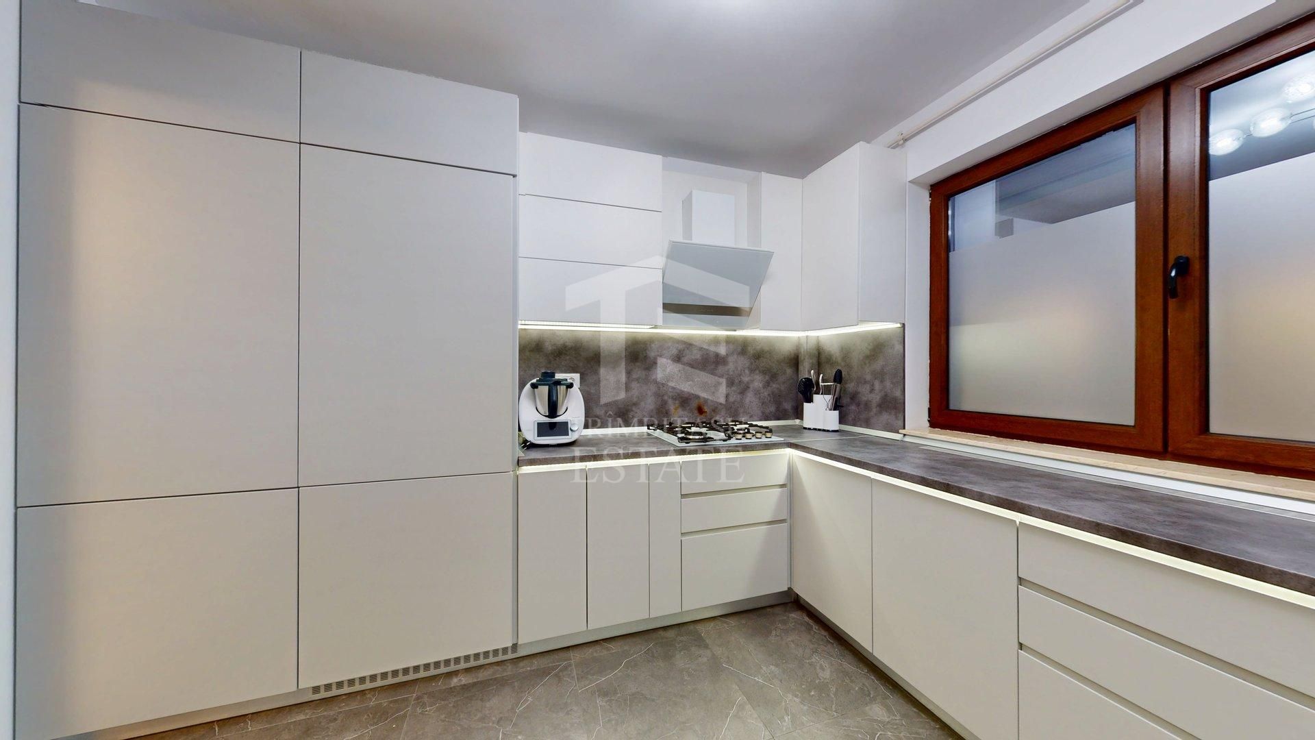 Apartament 3 camere, 77 mp + curte 32 mp, parter – Otopeni - Poză 12