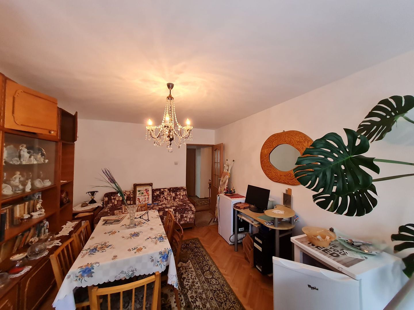 Apartament decomandat 2 camere - Poză 1