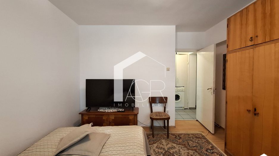 Apartament cu 2 camere, decomandat, confort 1, zona Republicii - Poză 8