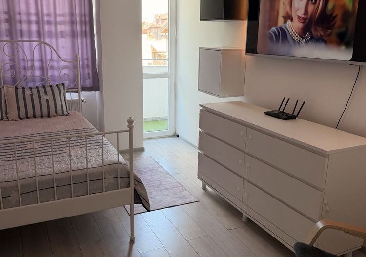 ✨ De închiriat: Apartament 2 Camere + Parcare Subterană- Metrou Eroii Revoluției - Poză 2