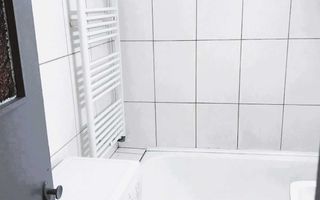 Apartament cu 2 camere decomandat etaj 2 Lipovei - Poză 4
