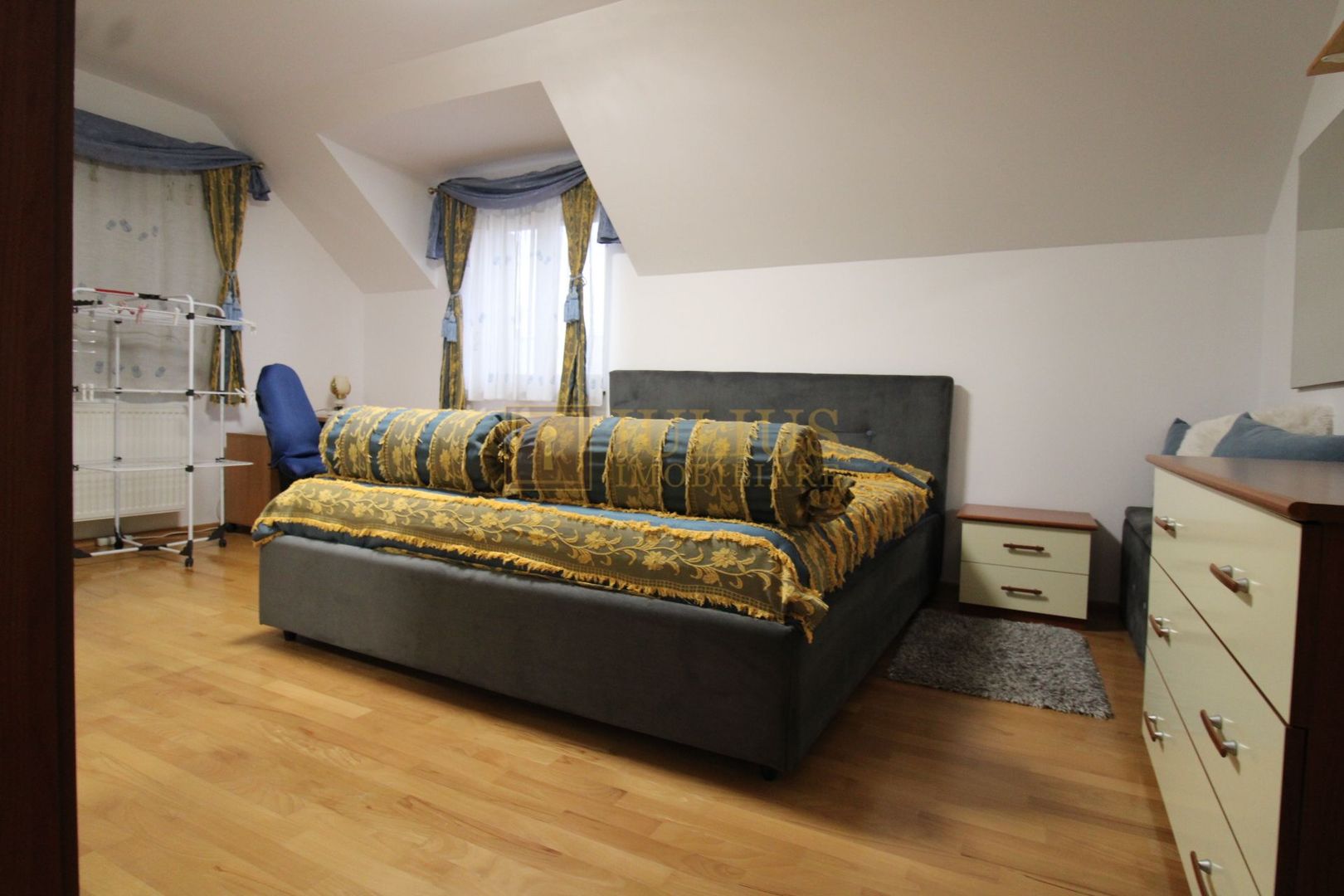 1 camera, acces la curte, zona liniștită, cheltuieli incluse -Dumbravita - Poză 8