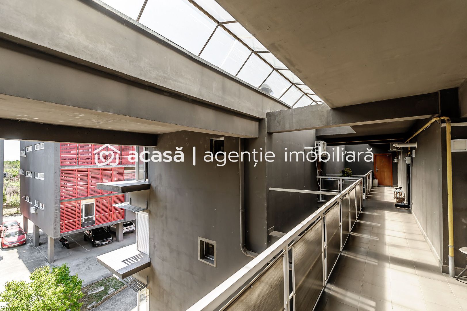 VANDUT Apartament cu 2 camere spațios si luminos - Poză 8