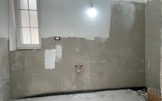 Duplex desparțit - 5 camere și 3 băi- Moșnița Nouă - Poză 15