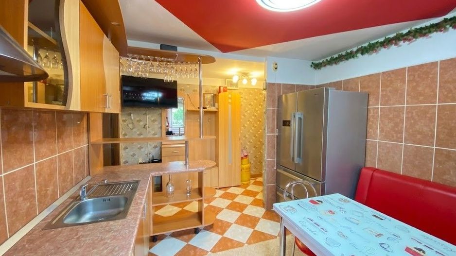COMISION 0%, Apartament 2 Camere, RENOVAT, 58mp, IZOLAT, Zona Soarelui - Poză 2