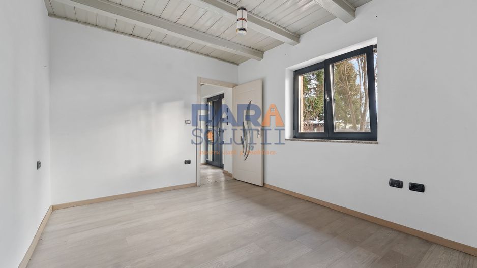 Căsuță renovată modern - Poză 5