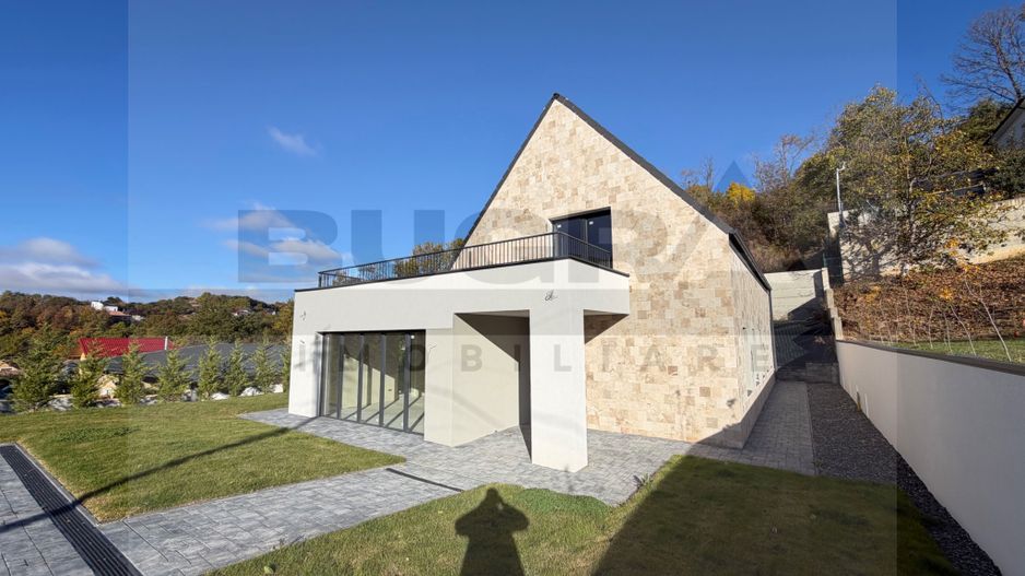 Casa cu arhitectura moderna 200mp, teren 800mp, Rooftop, zona Feleacu - Poză 1