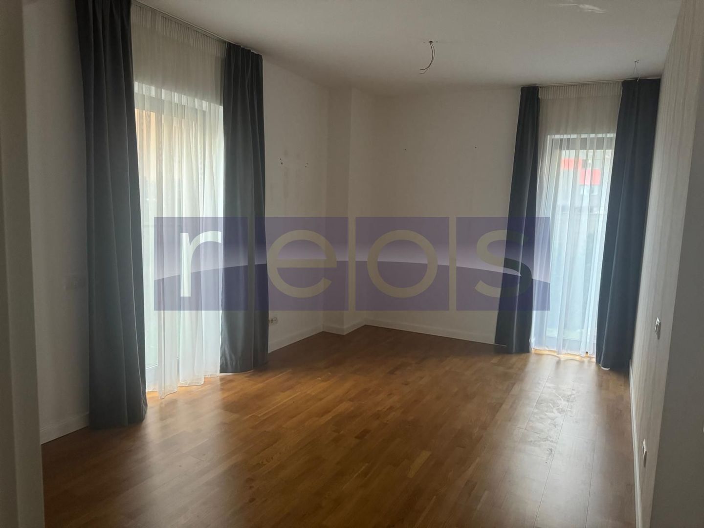 APARTAMENT 4 CAMERE | BLOC NOU | CURTE 77MP | FINISAJE LUX | NORDULUI - Poză 1