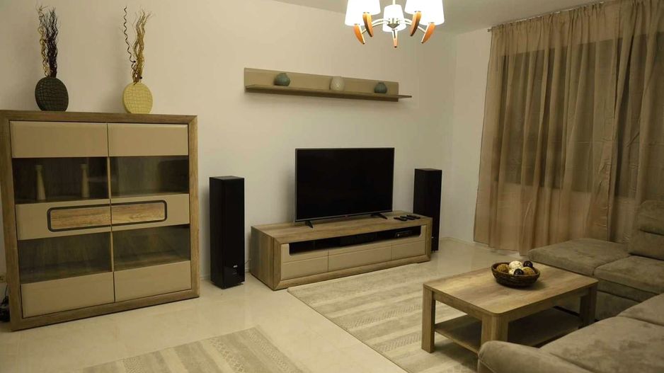 Inchiriere vila 4 camere | Nord | Padurea Baneasa - Poză 1