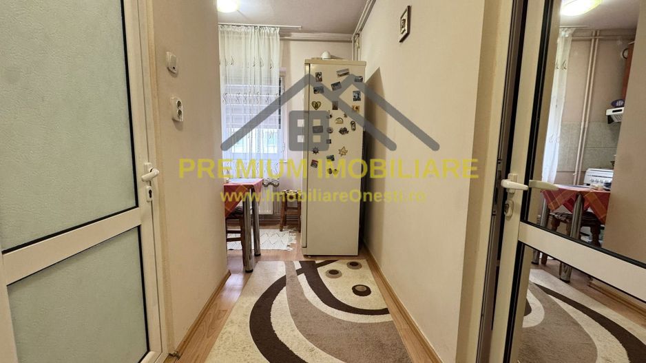 Garsoniera de Vanzare in Onesti - Zona de jos - Poză 3