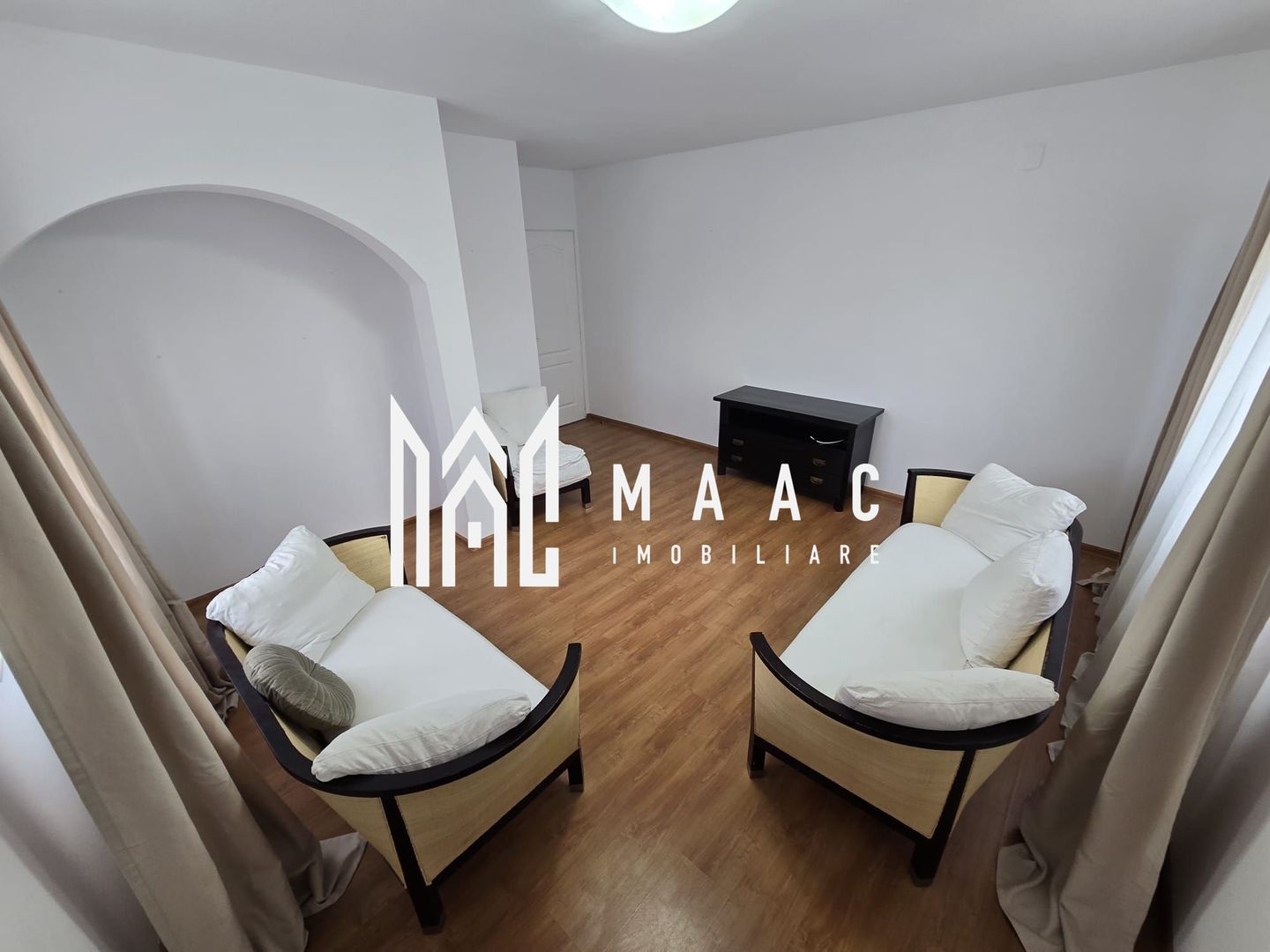 Apartament 3 camere decomandate 2 bai etaj 3 Zona Terezian - Poză 8