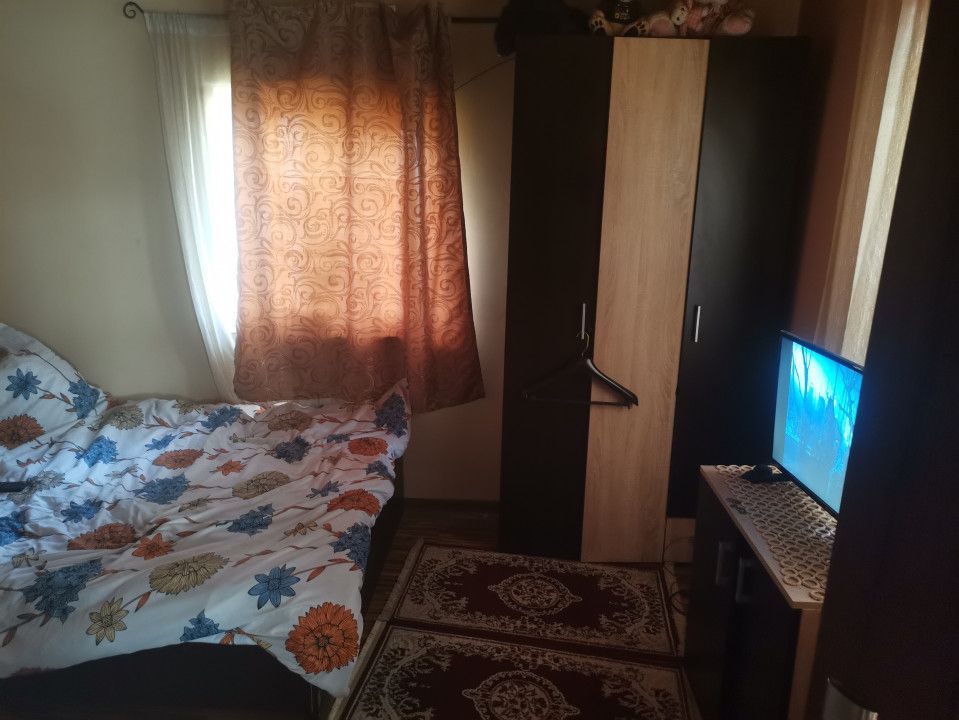 Vanzare casa Ratesti, stradal - Poză 4