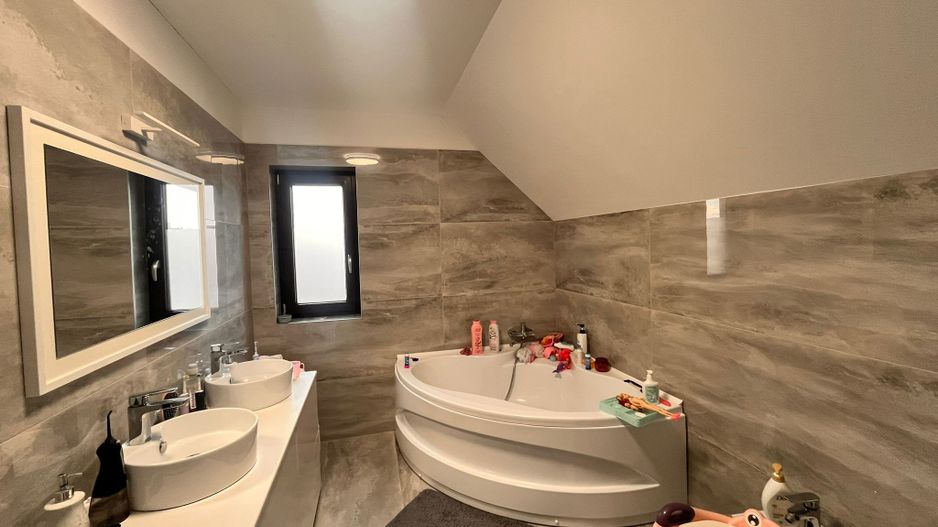 Casa Individuala 125Mp Utili I Suceava/Scheia I300.000Euro - Poză 20