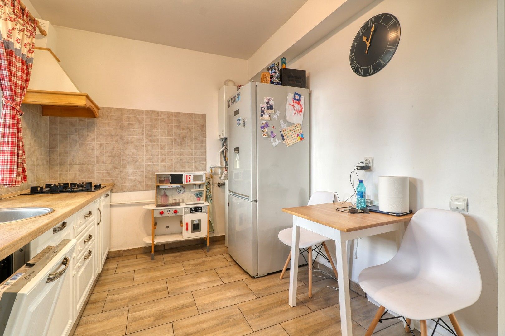 TUNARI- VILĂ MODERNĂ P+1- LA CHEIE! - Poză 14