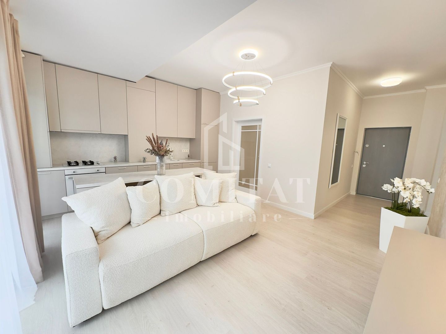 Apartament ultrafinisat | 3 camere | Zona Eroilor - Florești - Poză 2