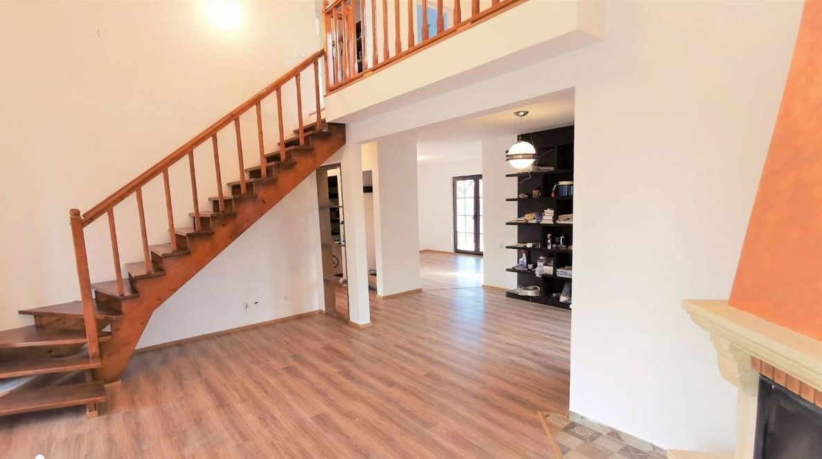 Corbeanca, inchiriez vila stil american, cu semineu si panouri solare - Poză 7