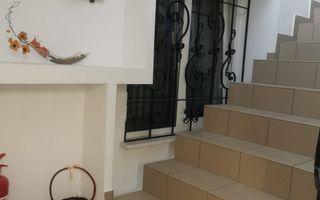 STADIONUL FARUL(COD03) - Vila cocheta si curte frumoasa ! - Poză 4