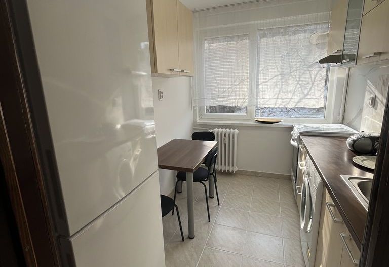 De inchiriat apartament 2 camere zona Titan - Poză 5