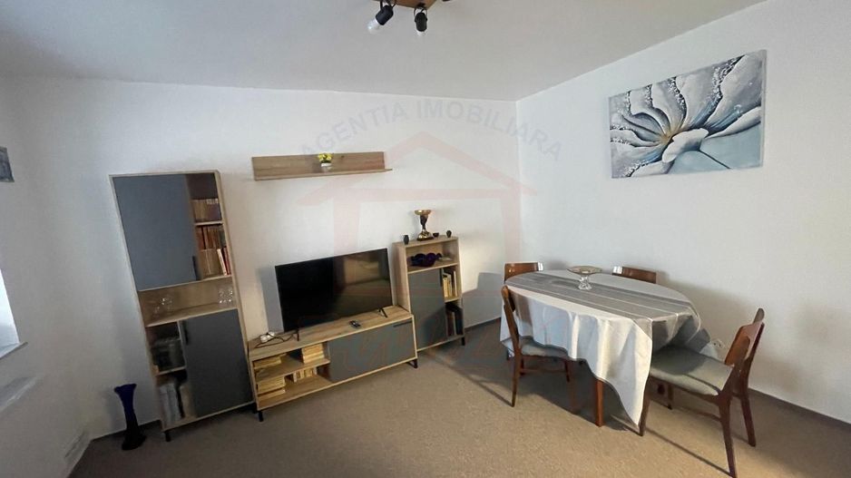 Inchiriere 2 camere, Centru, complet mobilat, utilat - Poză 7
