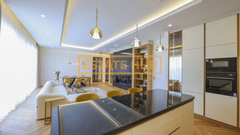 Vila in ansamblu exclusivist cu finisaje si dotări premium - Poză 3