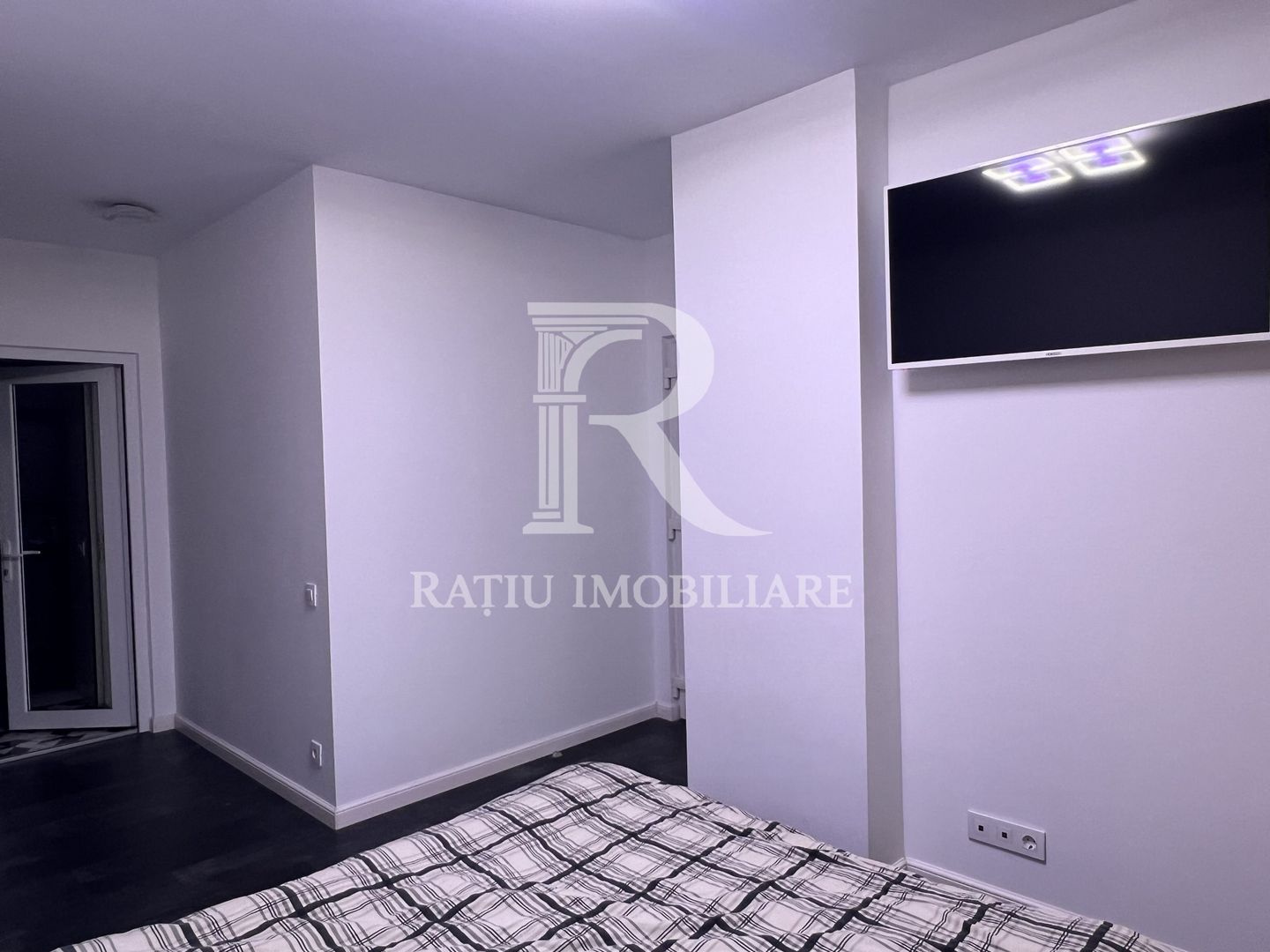 Apartament Exclusivist cu Suită Matrimonială | Parcare | ARED | Oradea - Poză 11