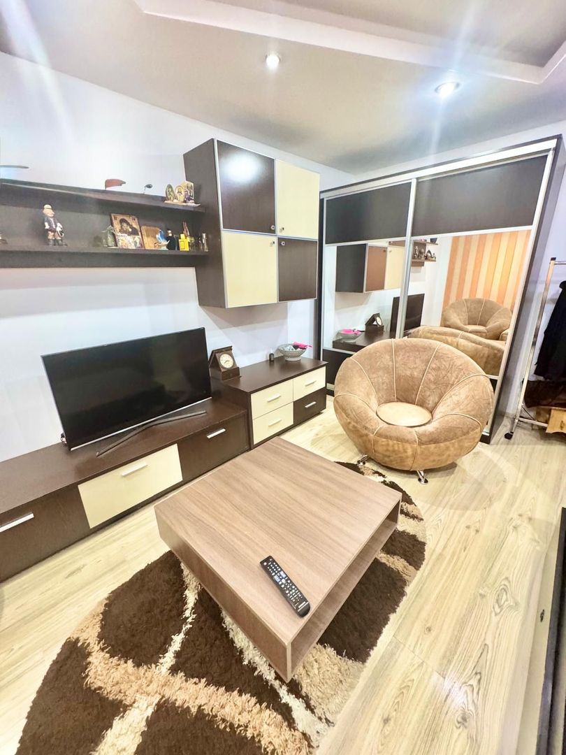 Apartament 2 camere cu terasă amenajată, Sos. București - Poză 2