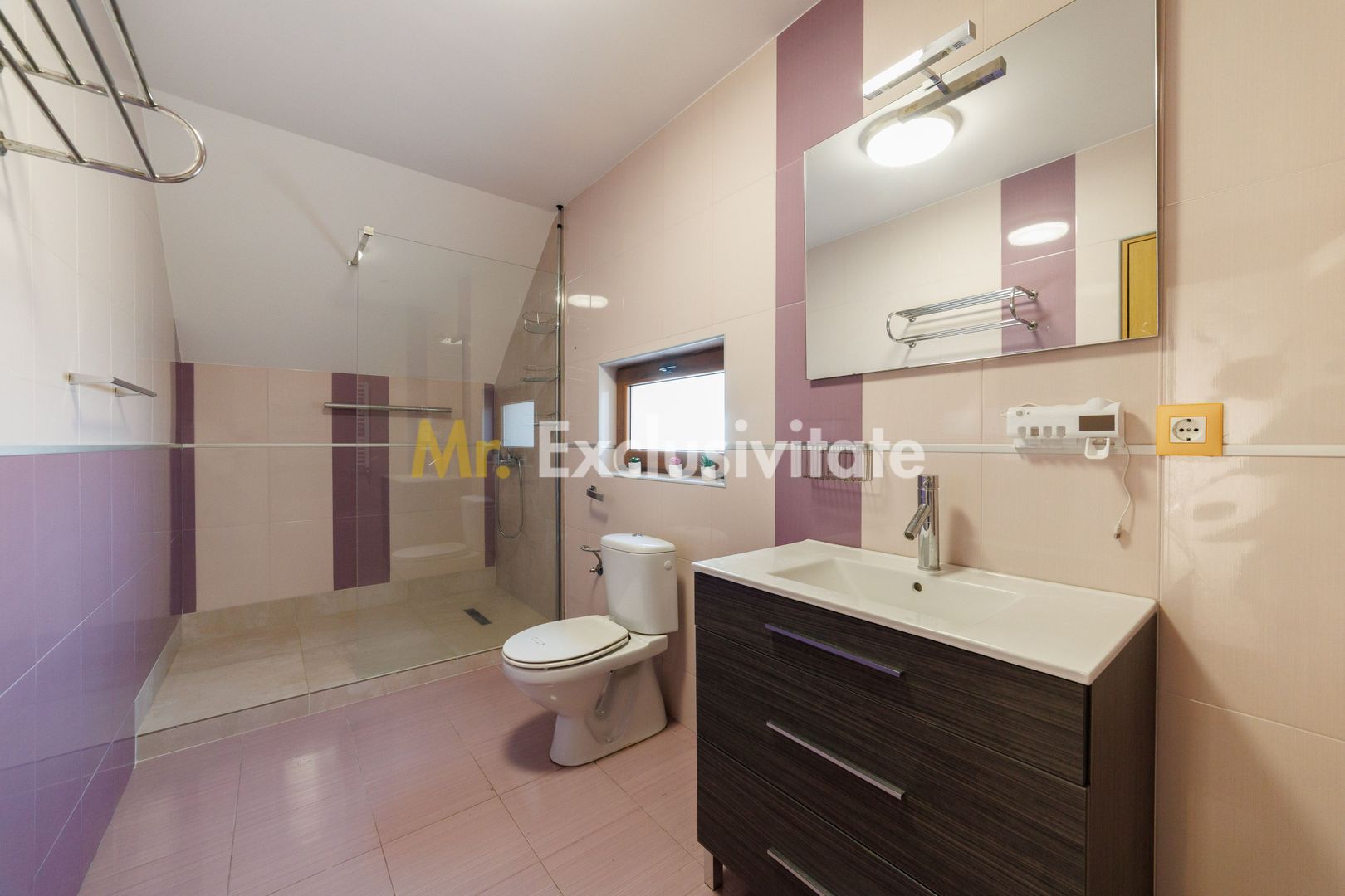 VILĂ 4 dormitoare, RENOVATĂ COMPLET 2026, Prundu, teren 937 mp - Poză 19