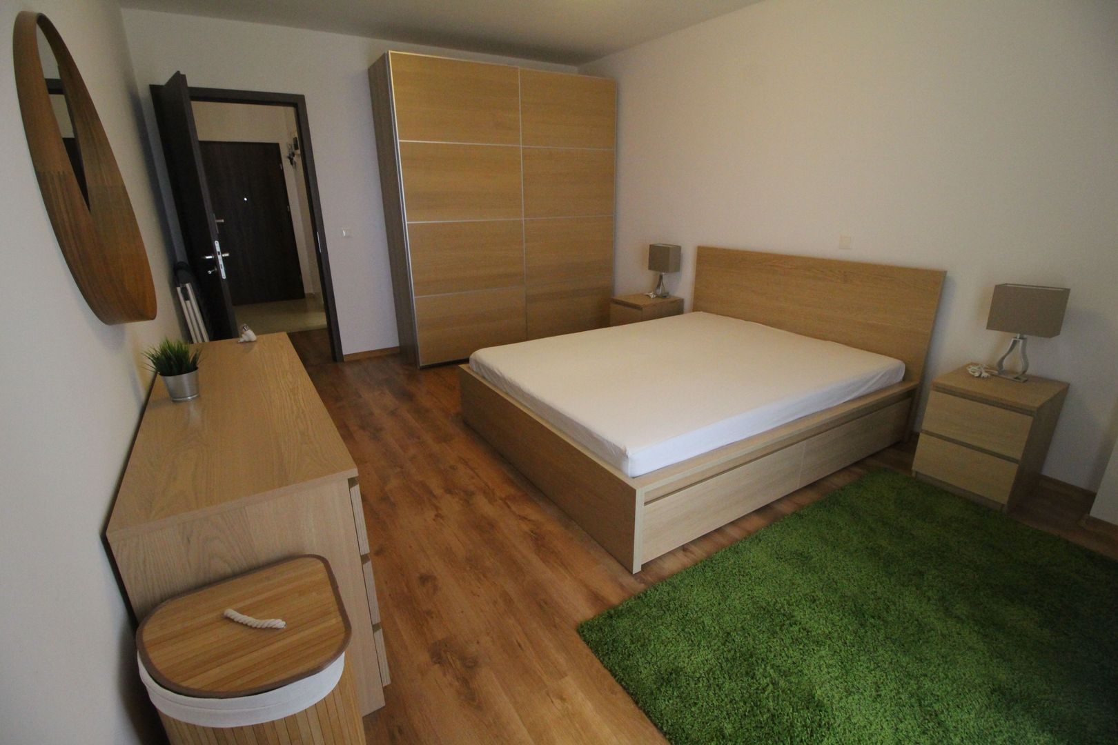 APARTAMENT CU LOC DE PARCARE SUBTERAN - Poză 3