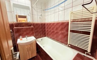Apartament cu 2 camere de închiriat în Cornişa - Poză 3
