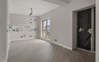 VILA OTOPENI - ZONA FERME| 5 CAMERE | 2 PARCARI | FINISATA LA ALB | COMISION 0%| - Poză 6
