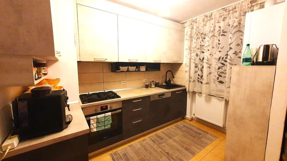 Central, 4 camere, etaj 1, mobilat si utilat - Poză 5