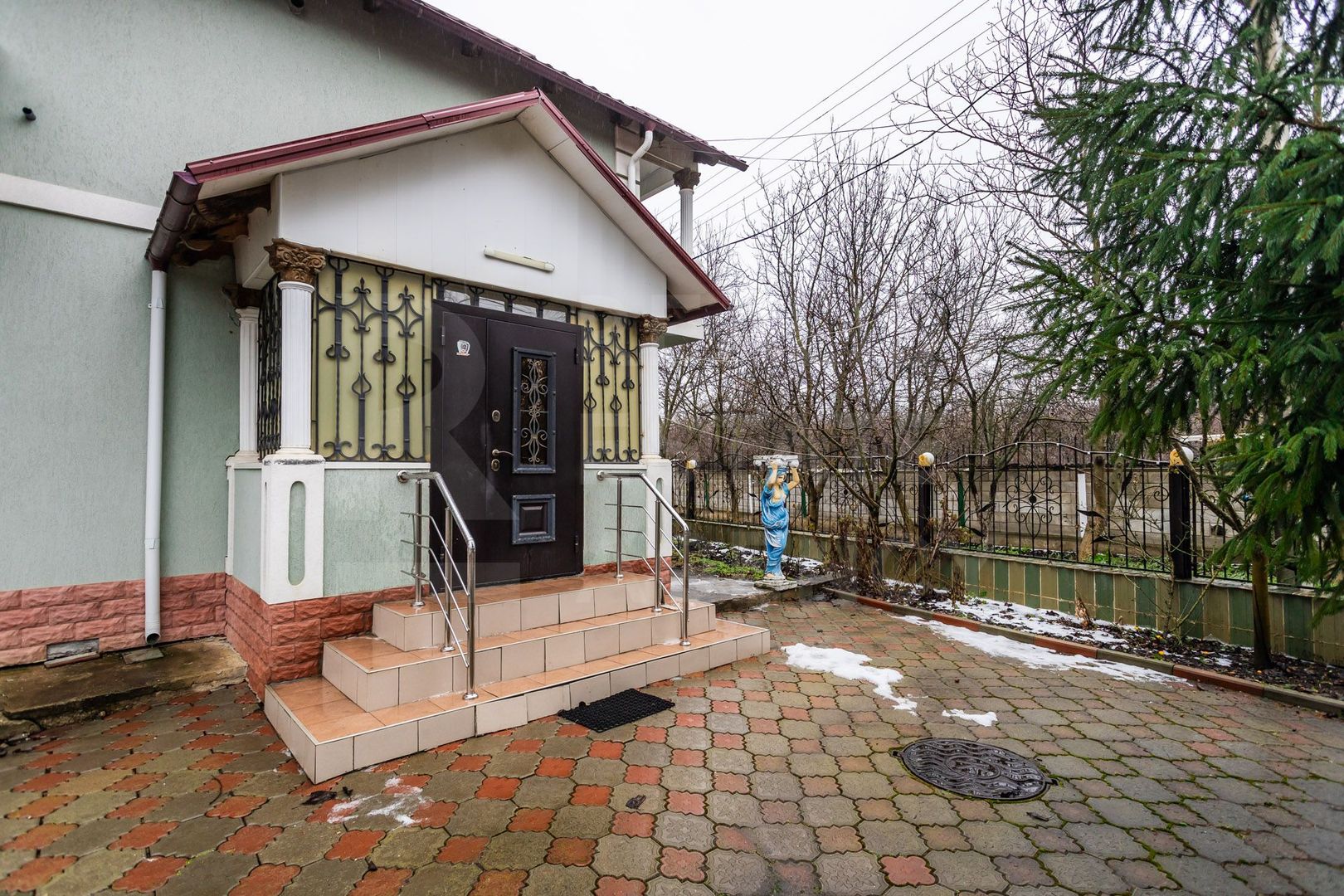 Vânzare, casă în 2 nivele, 3  camere,sat Coșernița, Criuleni - Poză 3