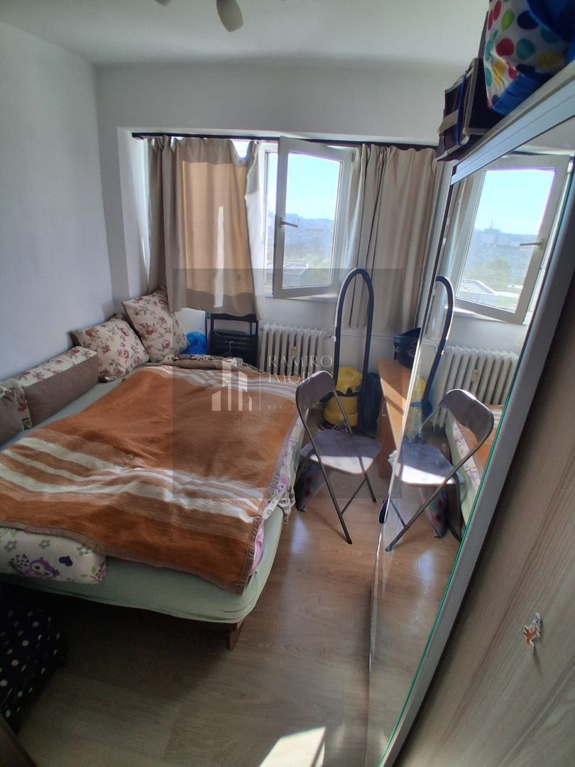 OCAZIE 3 CAMERE METROU GORJULUI - Poză 3