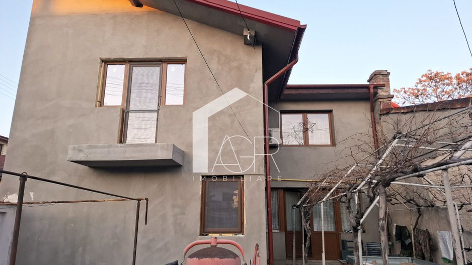 Casa S+P+1E, cu 5 camere, zona Transilvaniei - Poză 16