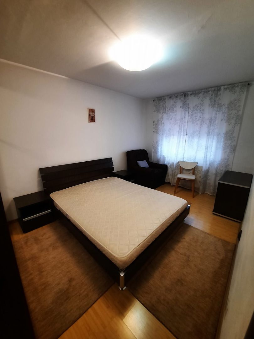 Inchiriere 2 camere decomandat - Poză 7