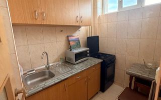 Garsoniera cocheta, etaj intermediar, Bulevardul Muncii - Poză 3