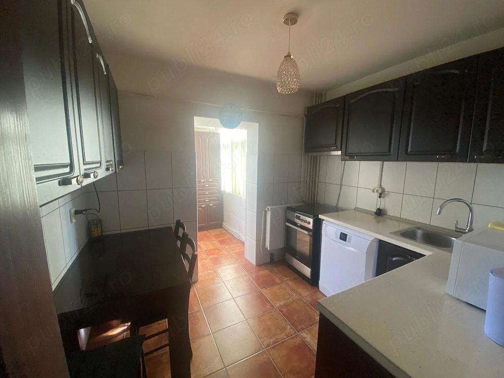 De inchiriat apartament 2 camere Piata Centrala, 430 euro - Poză 4