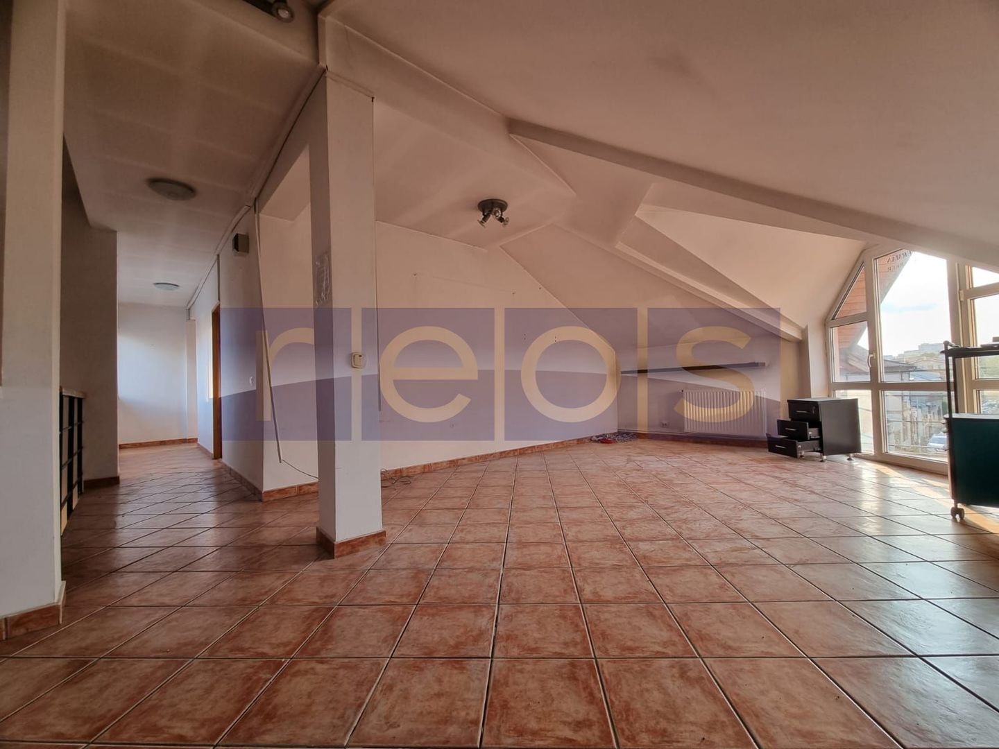 VANZARE CASA 10 CAMERE | S+ P+1+M | ZONA MOSILOR - Poză 3