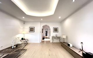 Apartament in Vila | Dorbanti - Capitale | De Vanzare | 1946 - Poză 3