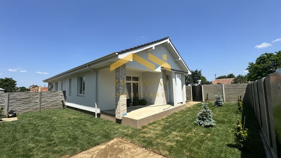 Bucovat-Duplex Parter-Curte Amenajata - Poză 7