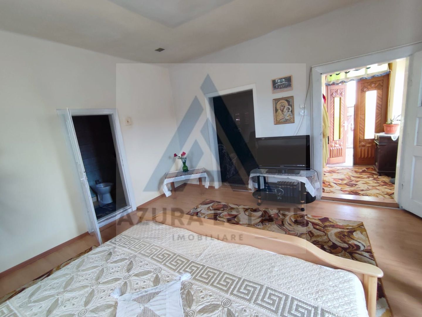 Casa 4 camere 2 bai garaj inchis pivnita si teren 740 mp in Seica Mica - Poză 5