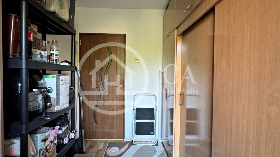 Apartament de vânzare cu 4 camere în zona Rogerius, Oradea - Poză 7